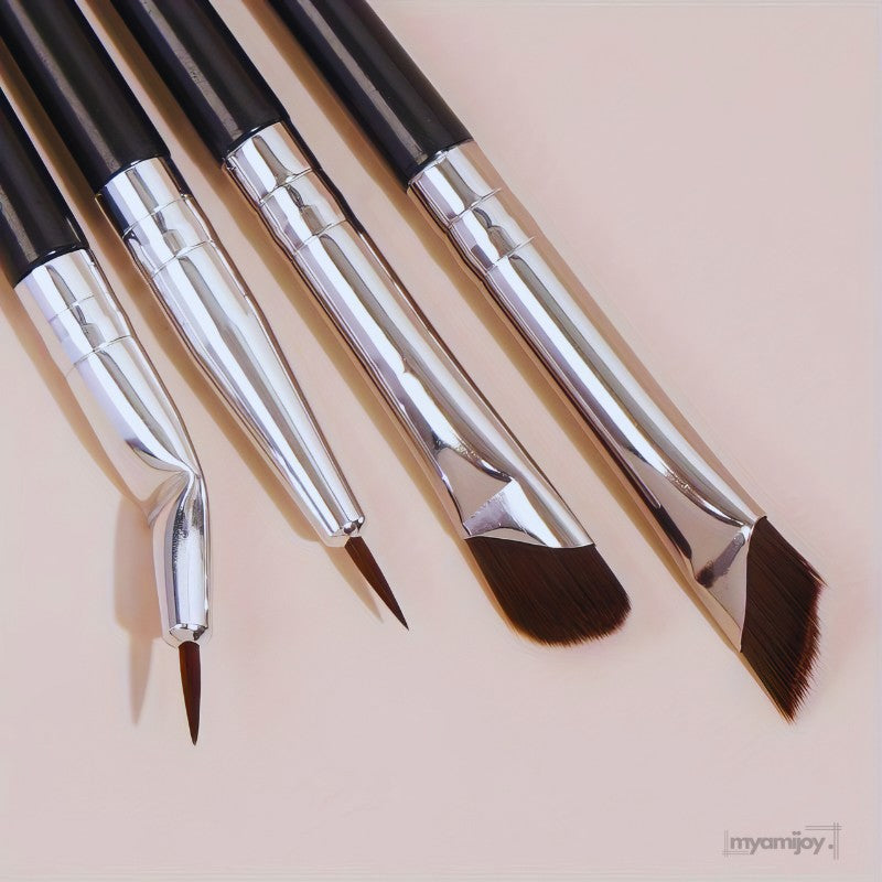 Professionelle 4 Stück  Eyeliner Pinsel-Set