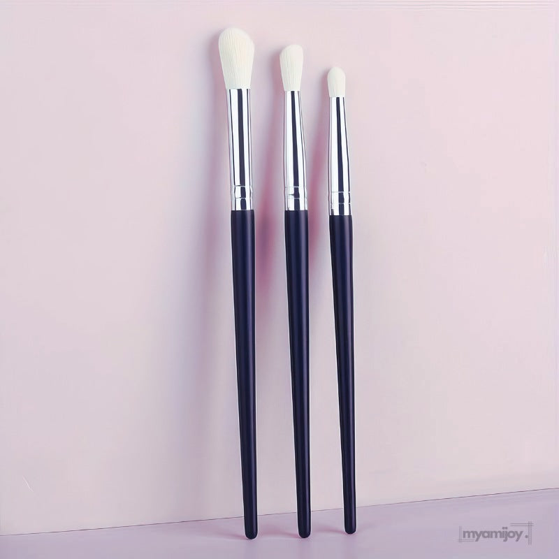 Essential Trio: 3-teiliges Lidschattenpinsel-Set für perfektes Augen-Make-up