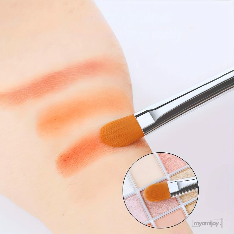 Profi Lidschatten-Primer-Pinsel: Ideal zum Verblenden &amp; Auftragen von Concealer